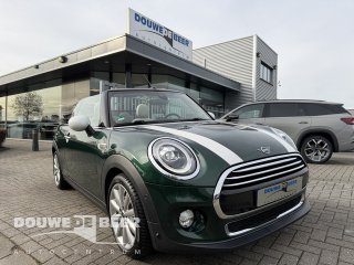 MINI Cabrio | BMW Mercedes en Audi Occasions | Autobedrijf Douwe de Beer