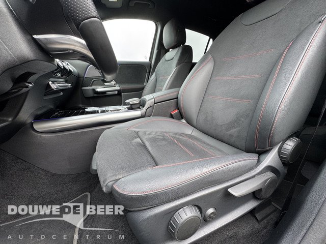 Mercedes-Benz EQA 300 4MATIC AMG Line 67 kWh | Mercedes-Benz occasions Mercedes-Benz EQA 300 4MATIC AMG Line 67 kWh | Mercedes-Benz occasions